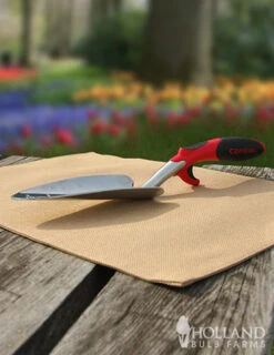 Menu Corona ErgoGrip Garden Trowel